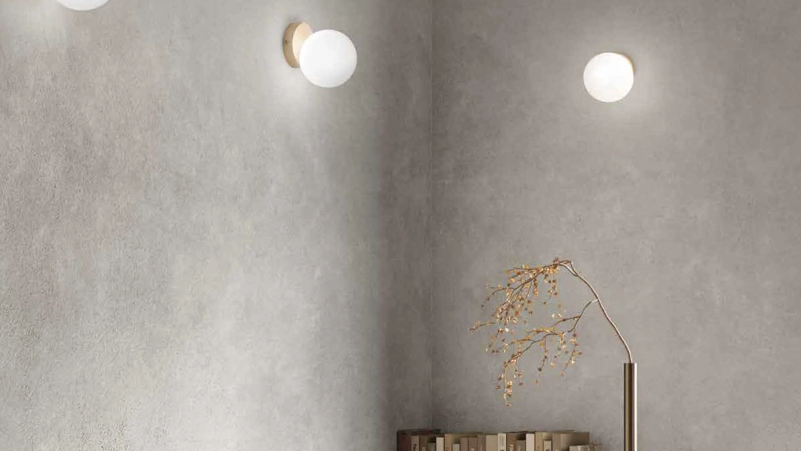 Lampada a parete Pallina in vetro soffiato e metallo di Ondaluce