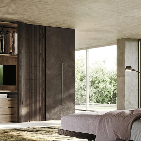 Armadio con ante a soffietto in legno e spatolato Comp N24 di Mobilgam