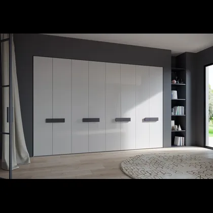 Armadio con ante battenti in laccato bianco lucido Lait di Giessegi