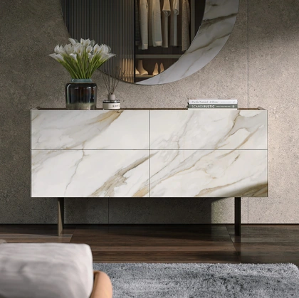 Comò Cristalia in vetro stampato di Tonin Casa