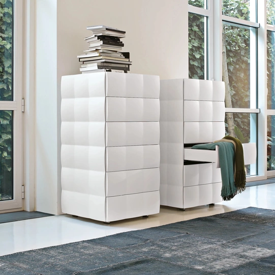 Cassettiera Venice in laccato bianco di Tonin Casa