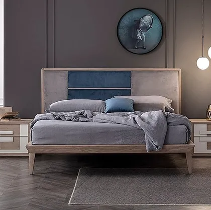 Letto in legno di Frassino con testiera a pannelli rivestiti Aurea Boiserie di Fasolin