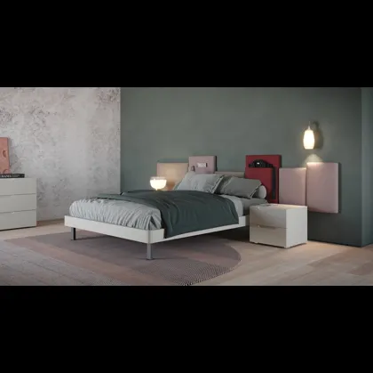 Letto laccato opaco con testiera in tessuto City di Giessegi