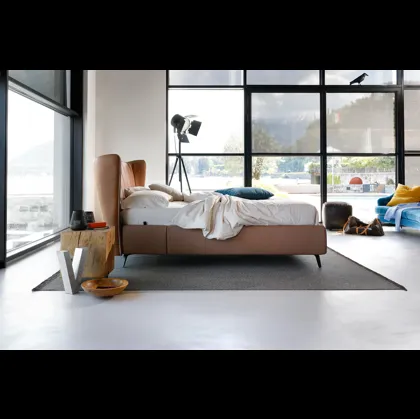 Letto in ecopelle con testiera curva Leonte di Noctis