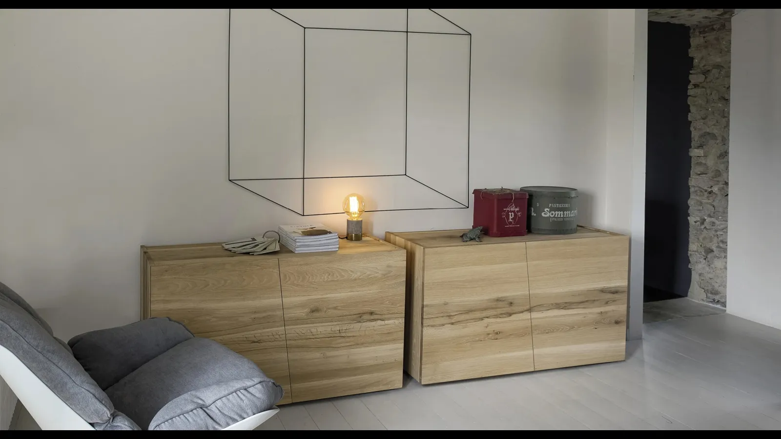 Madia Unika in rovere massello di Devina Nais