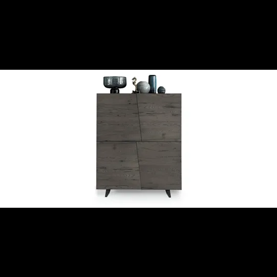 Madia Alta Unika di Devina Nais