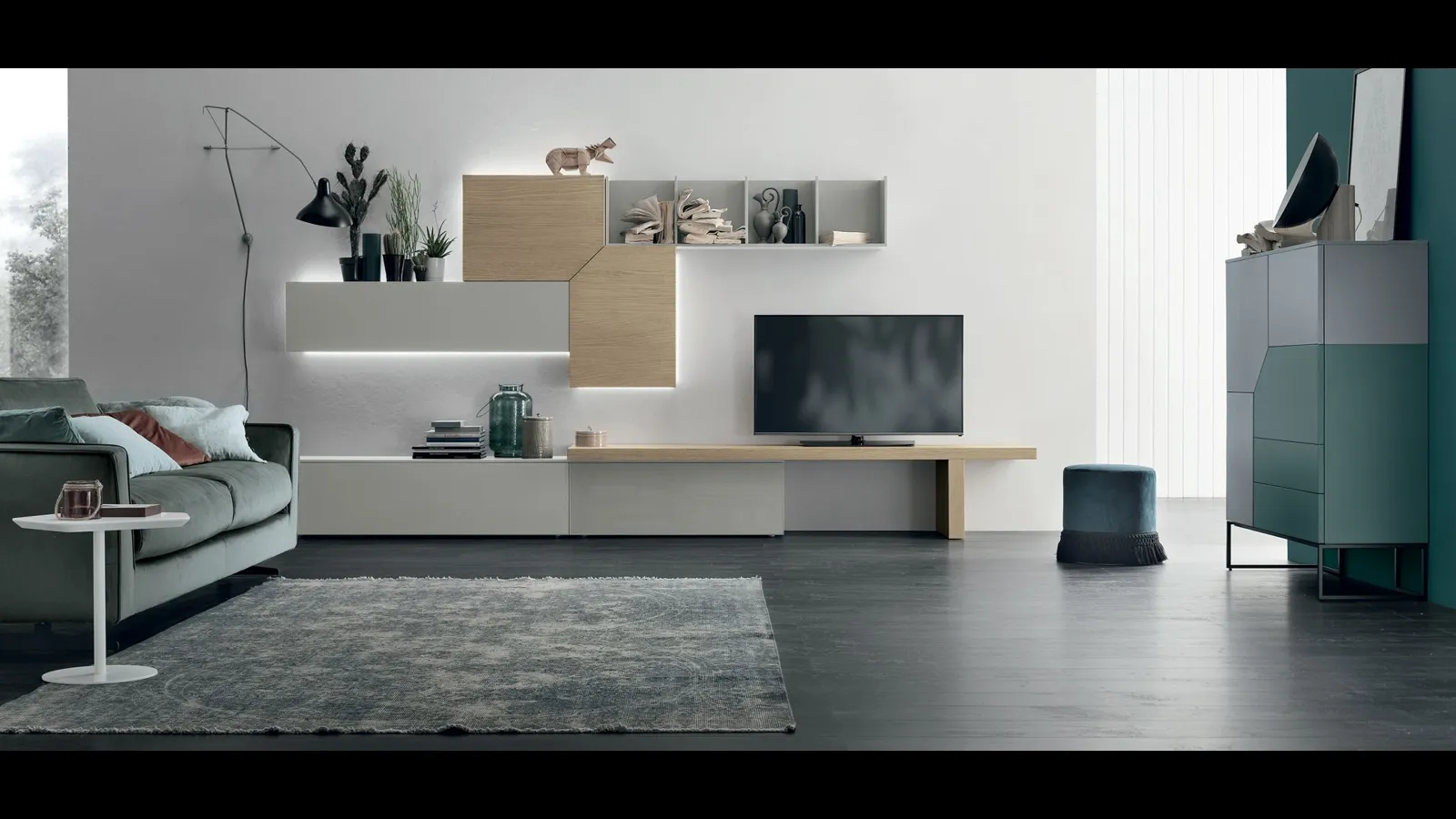 Parete Attrezzata Atlante UNIT AT126 in laccato opaco ghiaccio e legno rovere sabbia di Tomasella