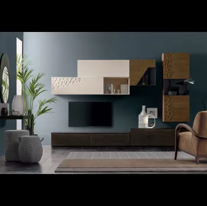 Parete Attrezzata sospesa con base in finitura frassino Sigaro e pensili in finitura frassino Latte e Castagna con decorazioni Moon Comp 001 di Modo 10