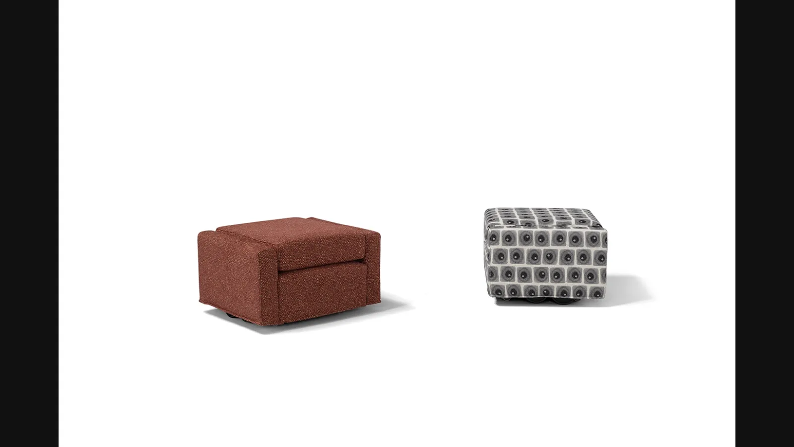 Poltroncina in tessuto trasformabile in pouf QQ di Egoitaliano