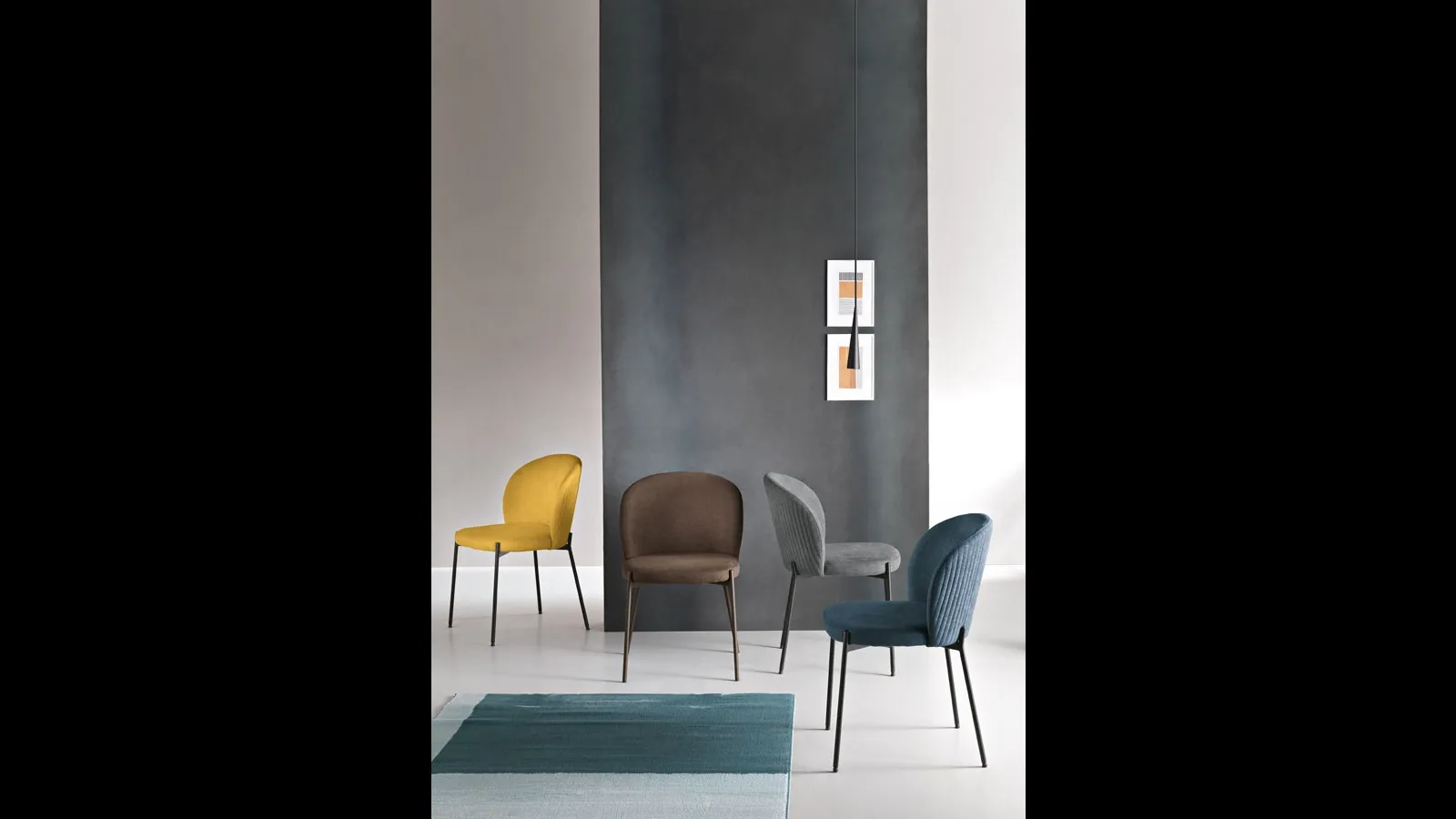 Sedia Meggie in tessuto imbottito di Capodarte