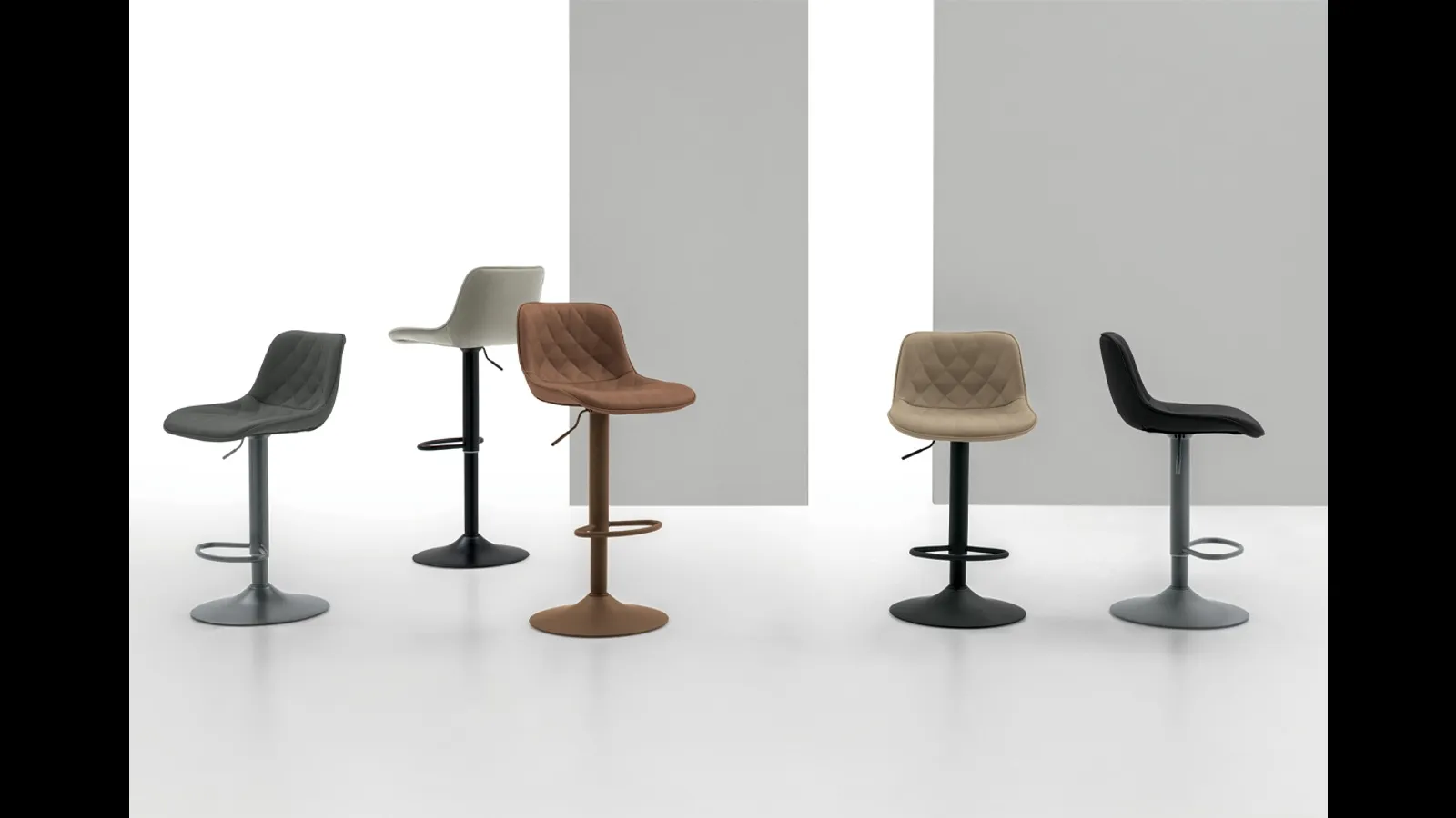 Sgabello Sakai di Target Point