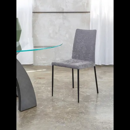 Sedia in tessuto Spillo di Tonin Casa