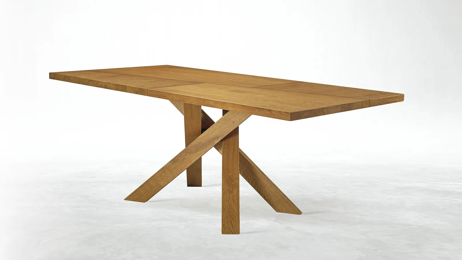 Tavolo in legno Axel di FGF Mobili