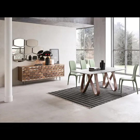 Tavolo Butterfly con base in legno termocurvato e top in marmo di Tonin Casa