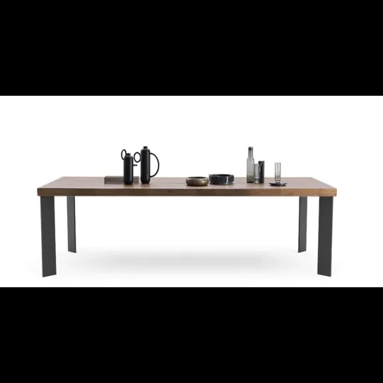 Tavolo Piano Master di Devina Nais