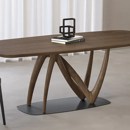 Tavolo di design Spline di Fasolin