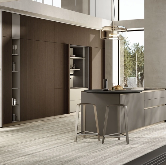 Cucina Moderna con isola Lungomare Plus Cannettato 04 in laccato opaco e legno di Colombini Casa Artec